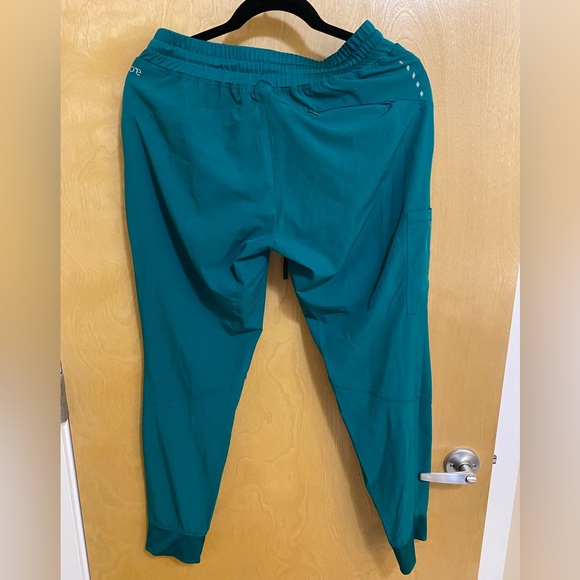 Green Barco One Scrub set - Picture 4 of 7